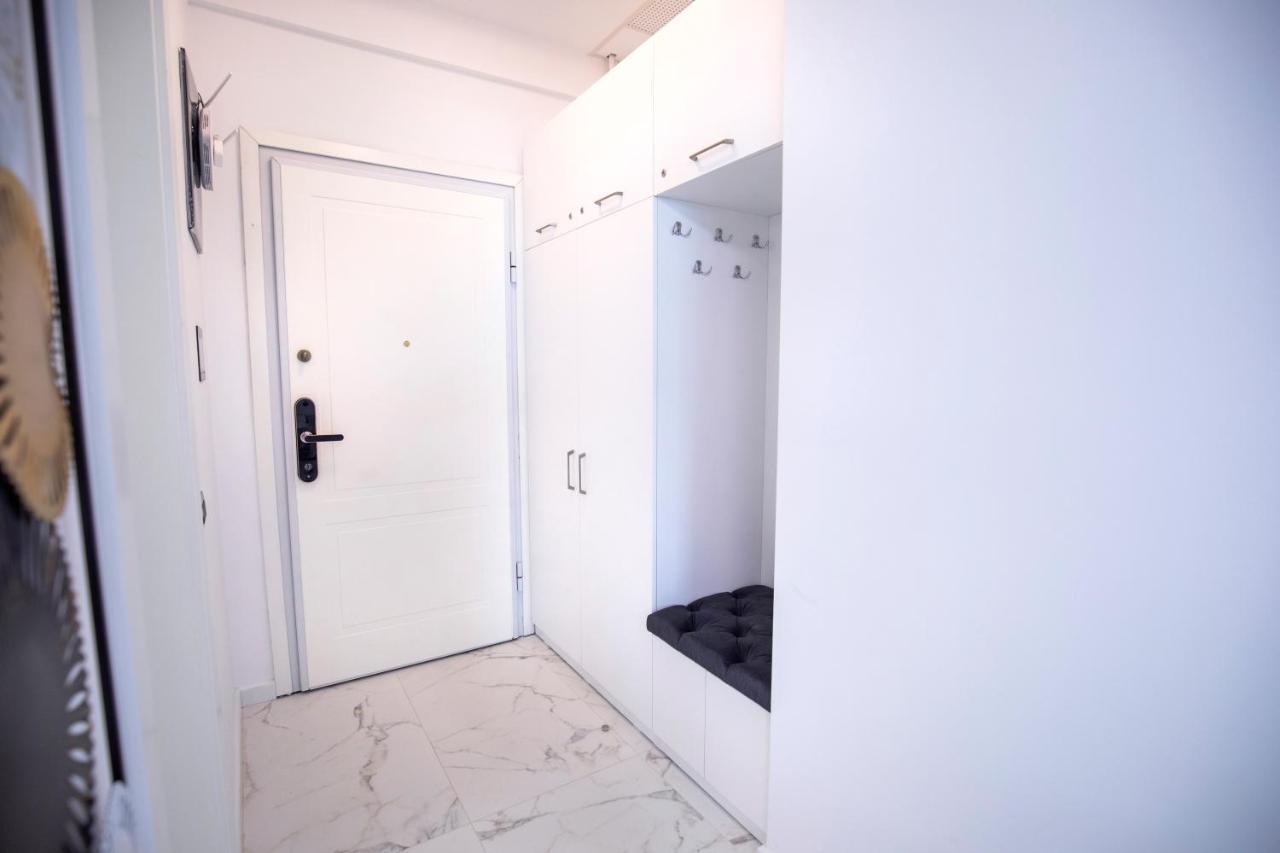 Infinite Sea View Studio Mamaia Exterior foto